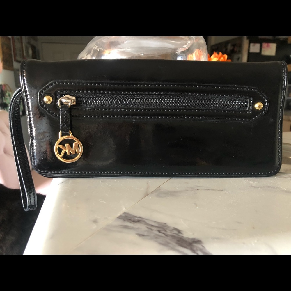 Michael Kors wristlet